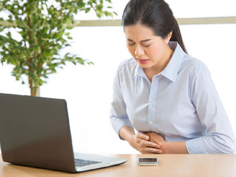 Tỷ lệ mắc bệnh sỏi mật ngày càng cao khi làm việc trong môi trường văn phòng