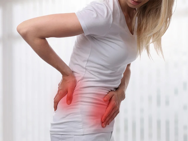  Sỏi thận gây đau nhiều ở vùng hạ sườn, lưng, đùi và bộ phận sinh dục